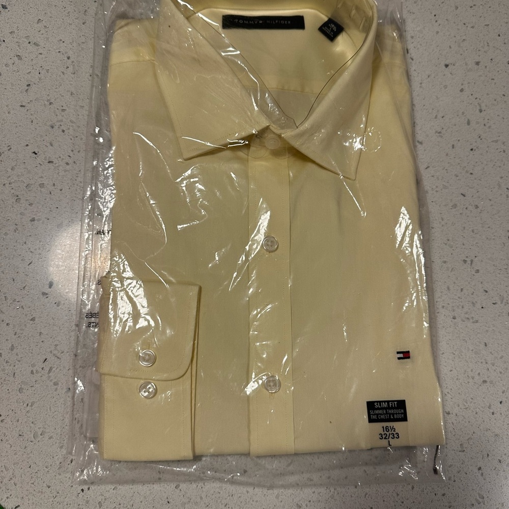 Tommy Hilfiger yellow/maize dress shirt L, brand new in packaging NWT